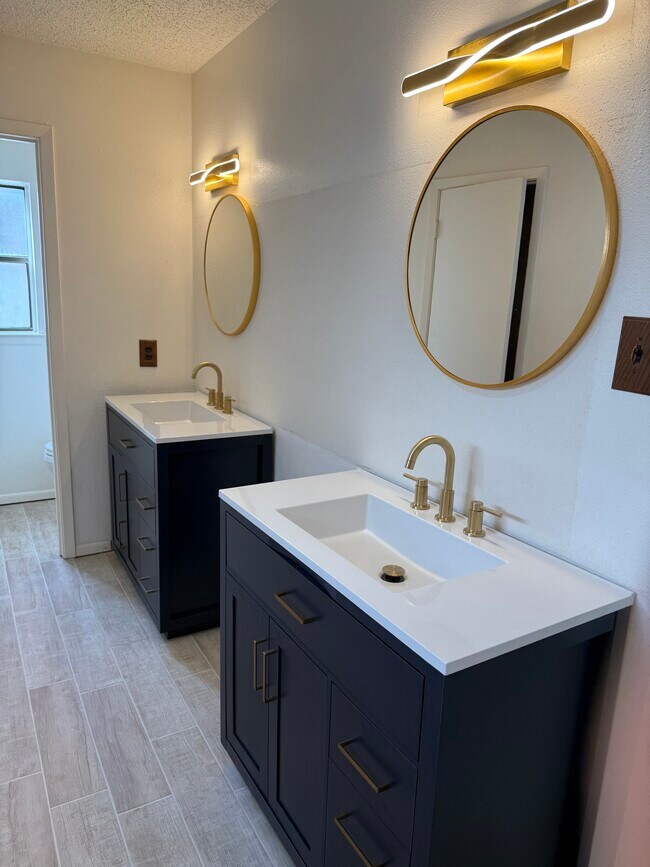 Photo - 6730 Country Swan