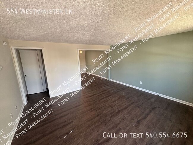 Photo - 554 Westminister Ln