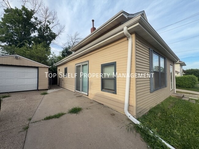 Building Photo - 1215 Guthrie Ave