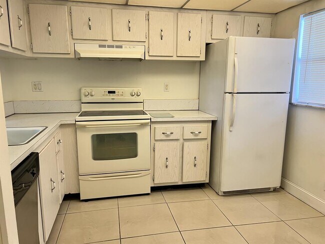 Photo - 8810 W McNab Rd Unit 205