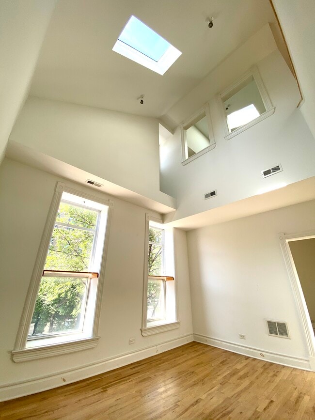 Photo - 1248 W 18th St Condo Unit 2E