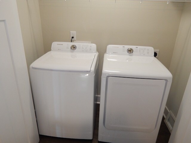 Photo - 401 Bee Cv Wy