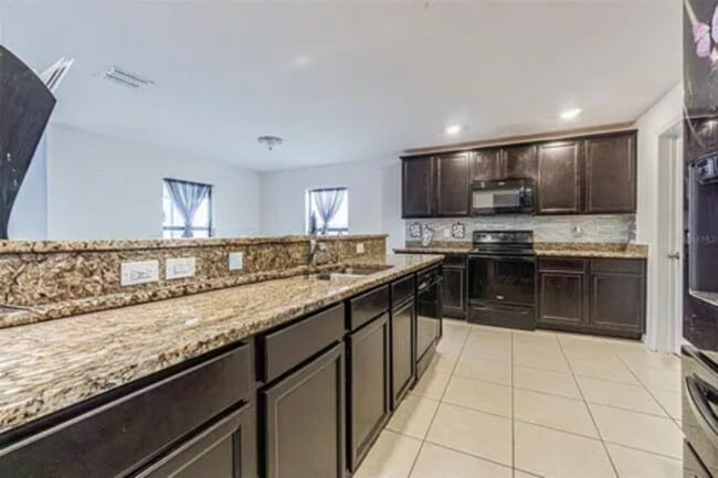 Concepto de cocina abierta - 1118 Wynnmere Walk Ave