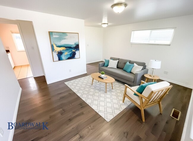 Photo - Charming Brick Rambler