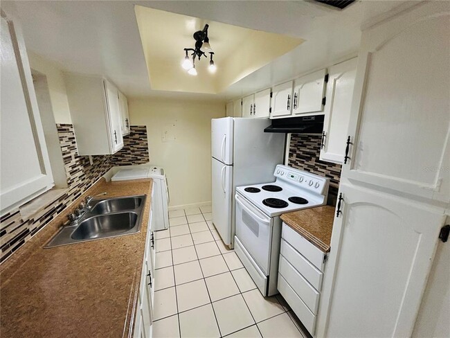 Photo - 2636 Lemon Tree Ln Unit 2636