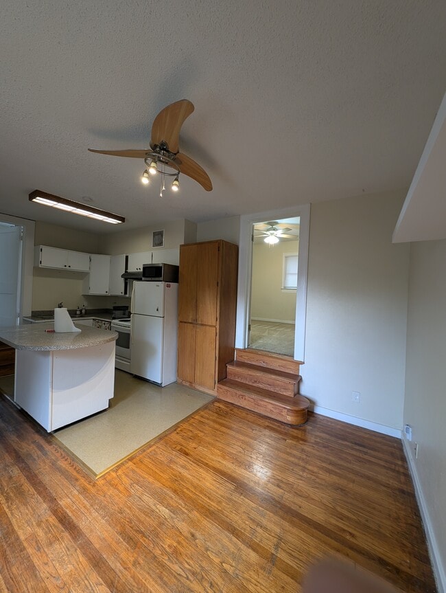 Photo - 3715 Tom Green St Unidad 3715.B Tom Green