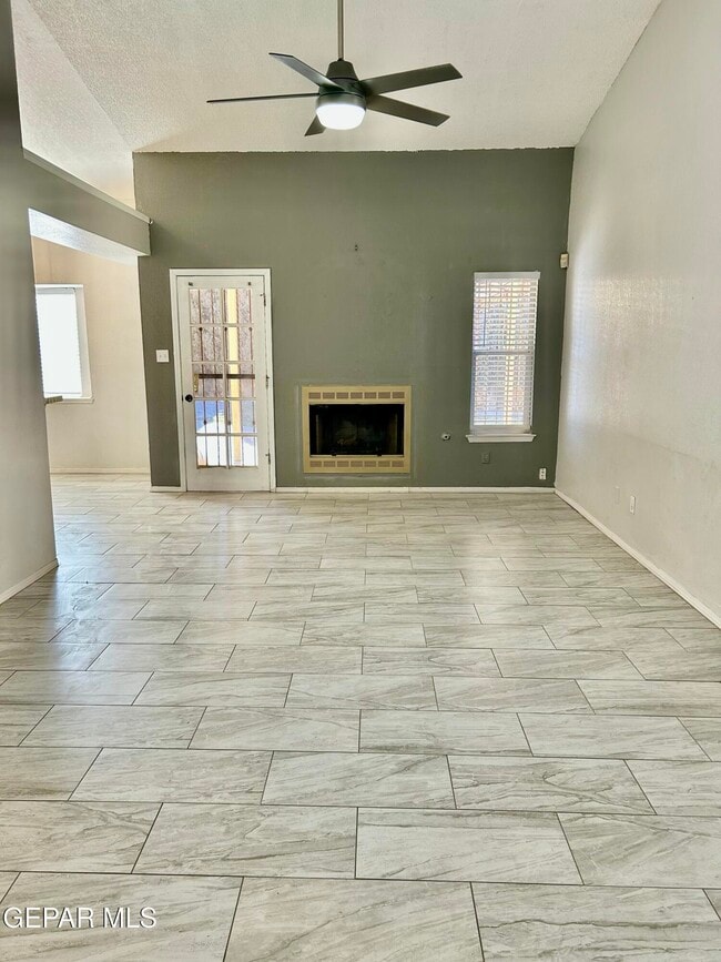 Photo - 1721 Jenny Laurie Ct