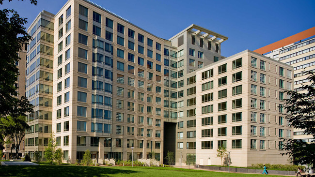 Building Photo - The West End Apartments