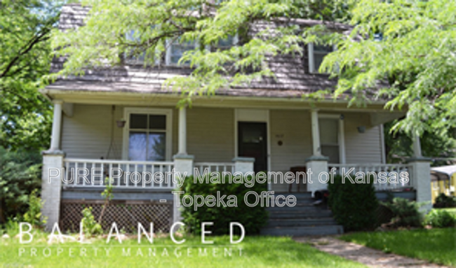 Photo - 1617 SW Mulvane St