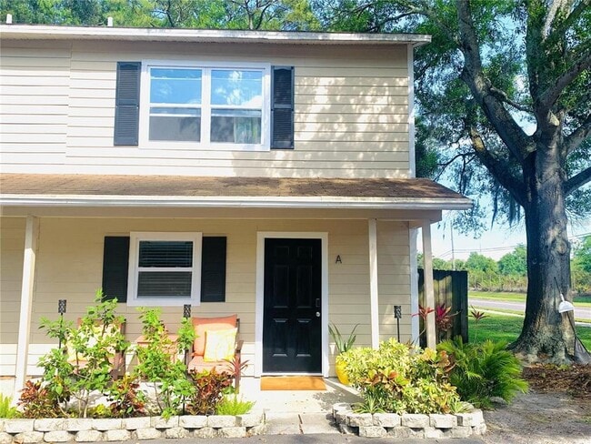 Photo - 152 Douglas Rd W Townhome