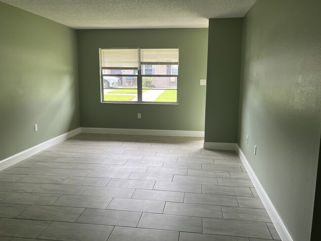 Photo - 101 Lake Hunter Dr