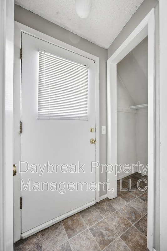 Photo - 1221 5th St S