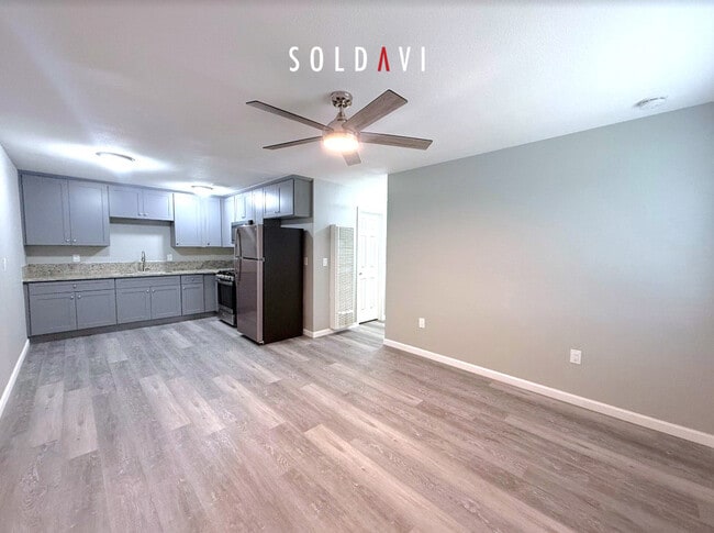 Photo - 2745 Muir Ave Unit 2745