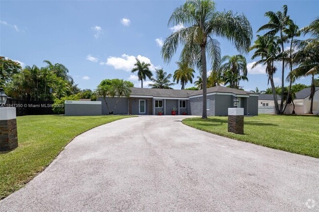 Building Photo - 15250 SW 154th Ave Rental