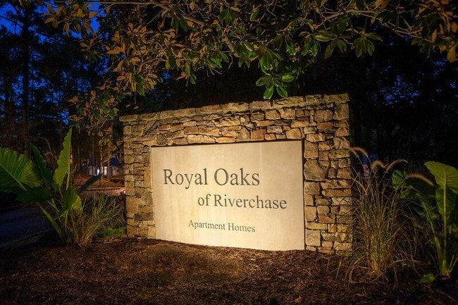 Welcome to Royal Oaks of Riverchase! Located at 1400 Royal Oaks Drive, Hoover, AL 35244 - Royal Oaks Apartments