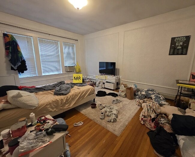 Photo - 251 Winchester St Unit 2