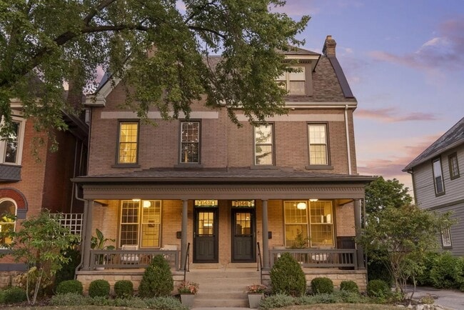 Building Photo - 144 Wilson Ave Unit Furnished 3BR 2.5 BA