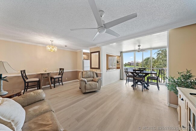 353 S US Hwy 1 Unit B308