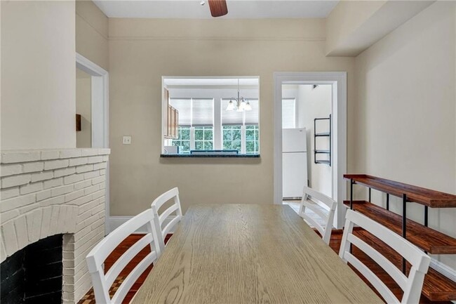 Photo - 5705 Prytania St