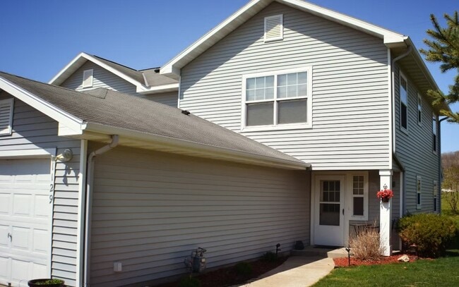 Photo - Scenic View Townhomes