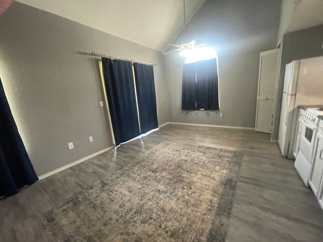 Photo - 2 Bedroom 2 Bath loft Apartment in Branson MO Unit 8