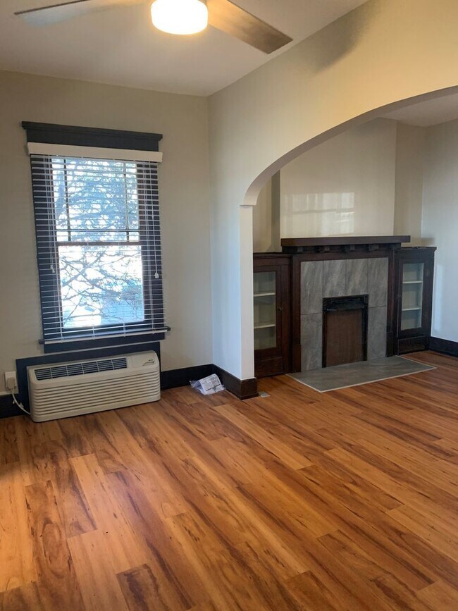 Photo - 441 N Center St Unit 443