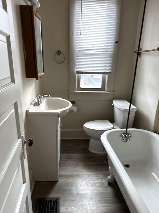 1622 Summit St Unit 1624