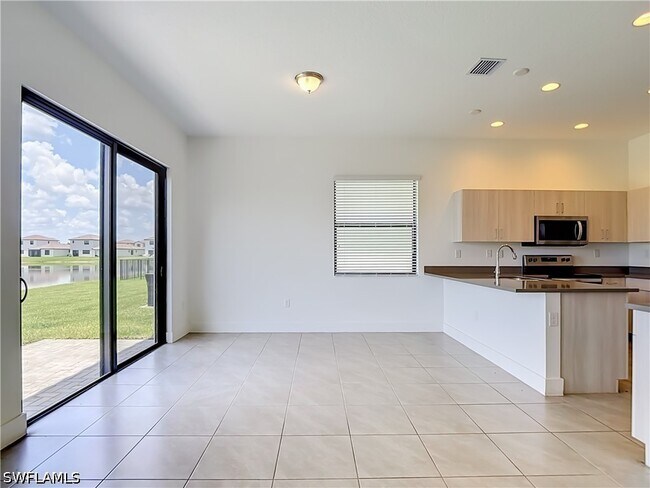 5669 Cerva Ln