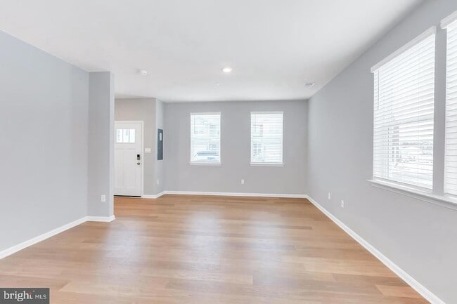 Photo - 1408 Sugarplum Ln