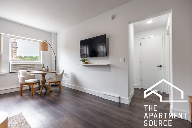 Photo - 1555 W Hollywood Ave Unit 207