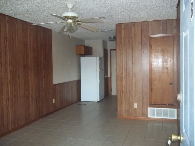 Photo - 913 Dryden Ave Unidad B