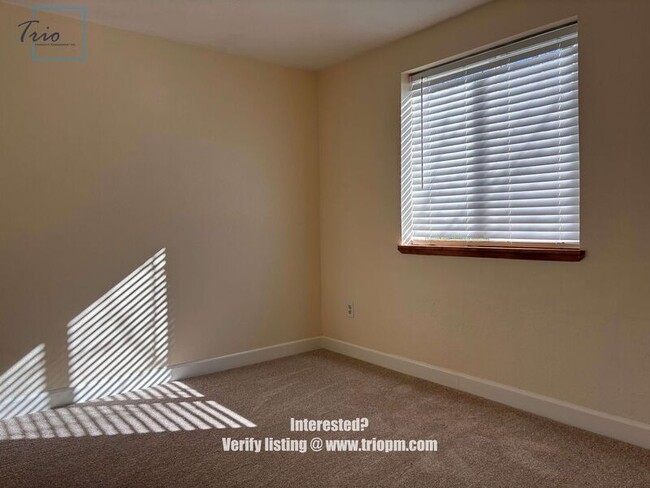 Photo - 580 N 51st St