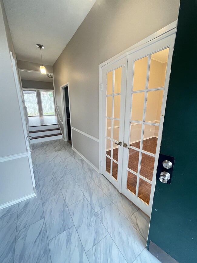 Photo - 5763 Barfield Rd
