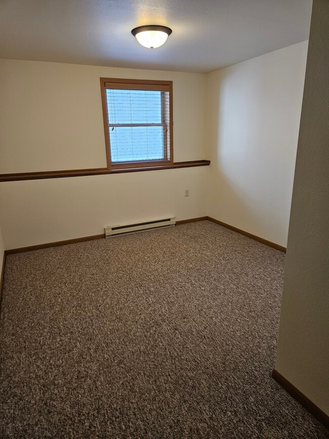 Photo - 4960 Service Dr Unit 105