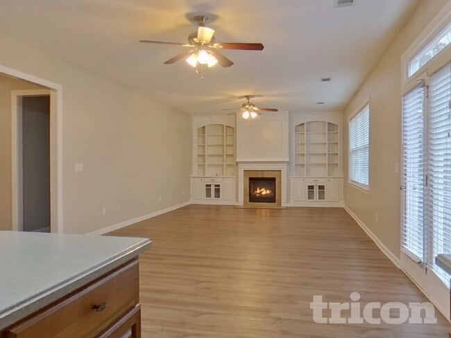 Photo - 3605 Long Lake Dr