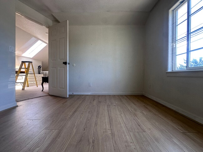 3100 SE 122nd Ave Unit Main house