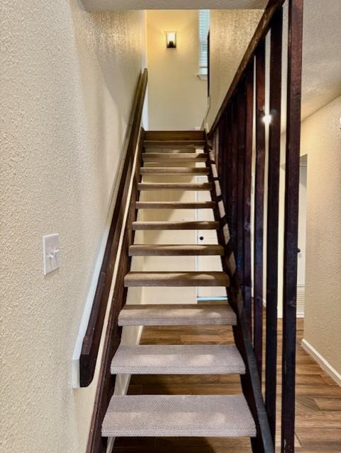 Photo - 1401 Summer Creek Dr