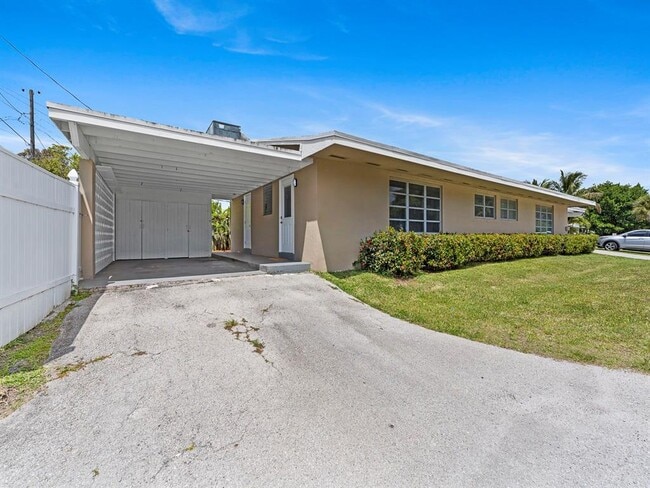 Photo - 1418 N 16th Ave Casa