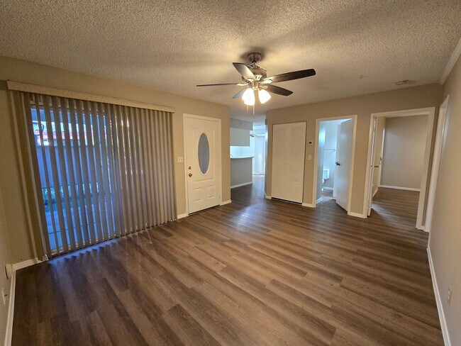 Photo - 2 bed, 2 bath townhouse ready for immediate move in!!