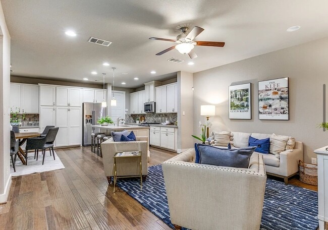 Photo - Townhome For Rent Half off deposit for OCT...