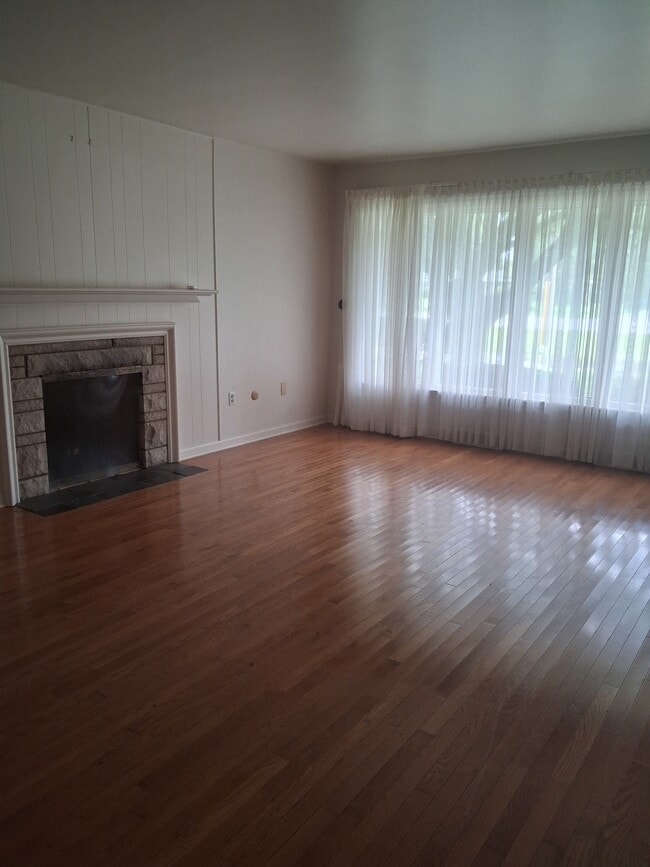 Photo - 6474 Taft St Unit 6474