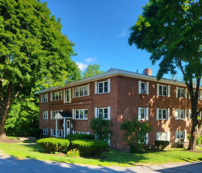 Photo - Maple Leaf Apartments