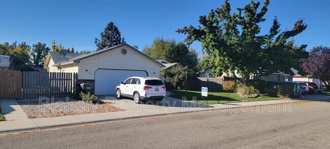 Photo - 2263 E Clarene St