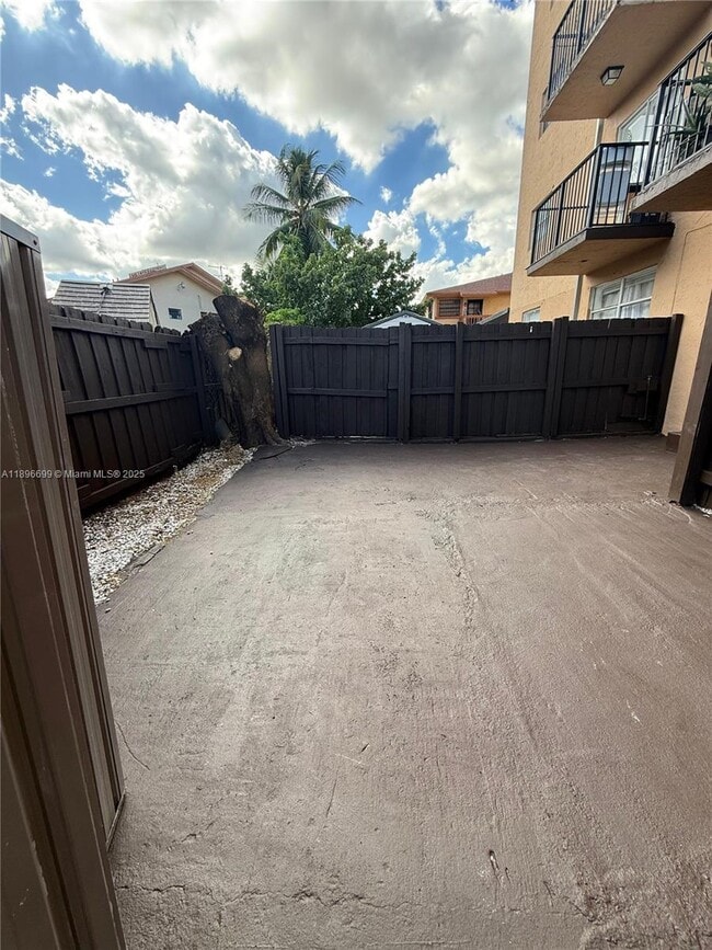 Photo - 5425 W 24th Ave Unidad 16