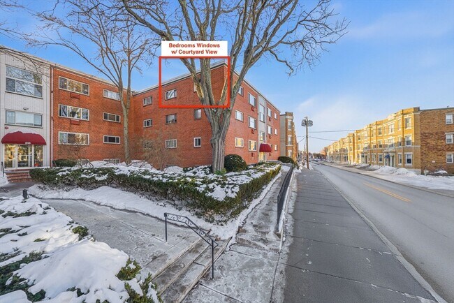 Photo - 239 Kelton St Unit 41