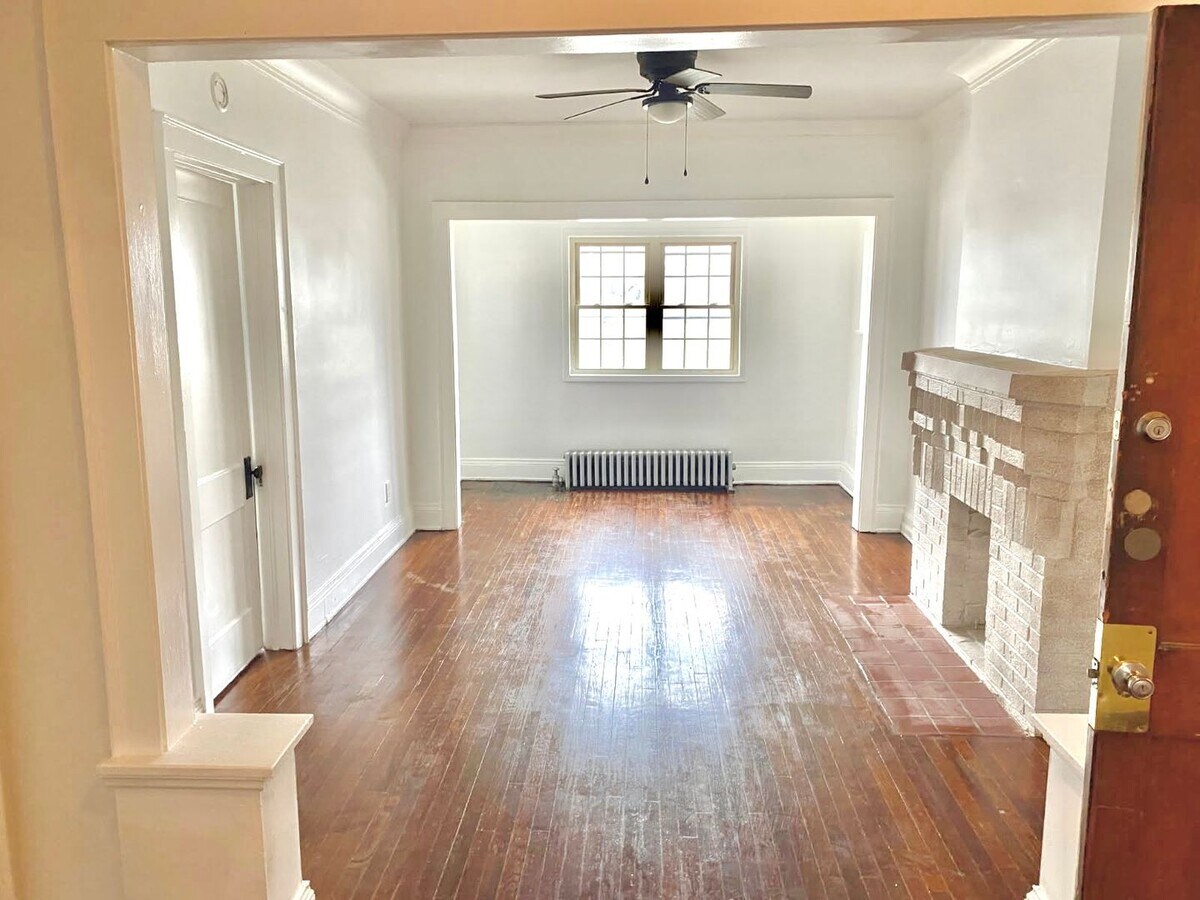Photo - MK Castle, LLC Apartamentos