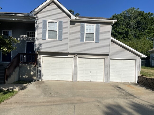 Photo - 6924 N Edison Ave