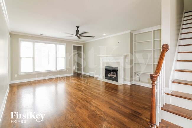 Photo - 8485 Farley Ave