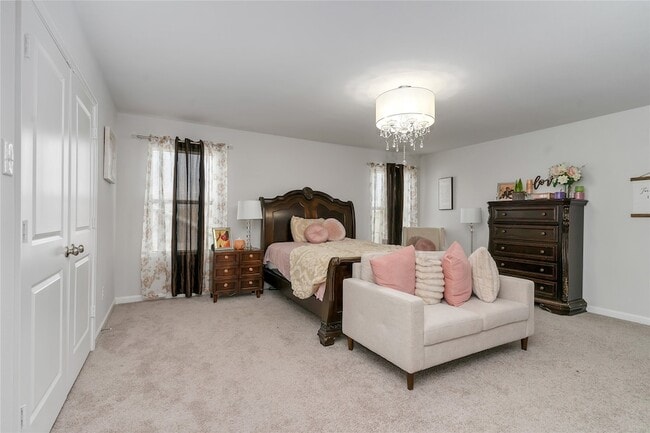 Photo - 845 Sugartree Dr