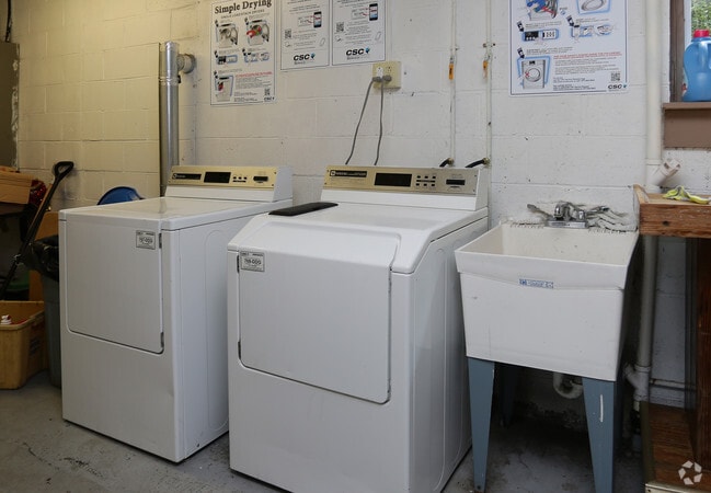 Lavandería - Anthos at Kirkwood